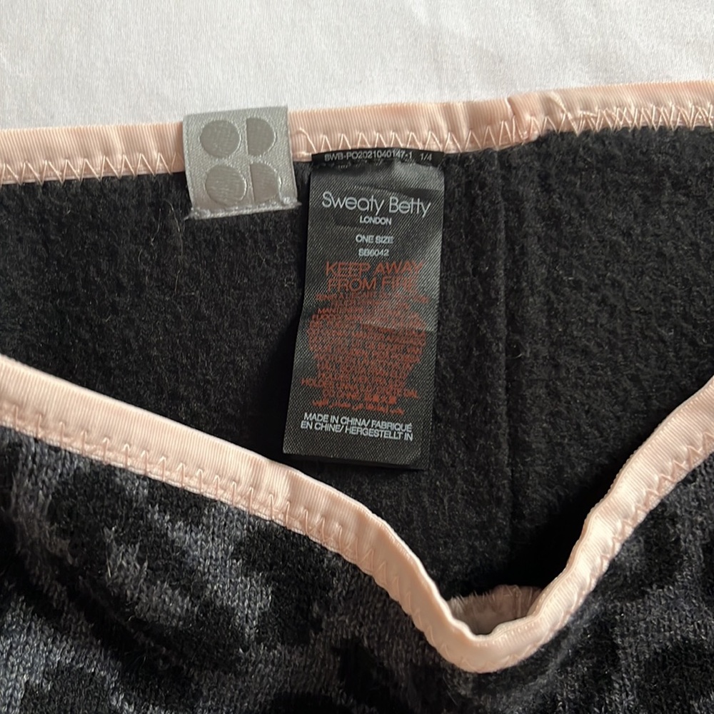 Sweaty Betty Ear Warmer Headband - Picture 6 of 7